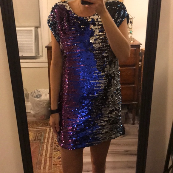 Sequin Dress Worn 3 Ways in Size Small - Picture 2 of 4